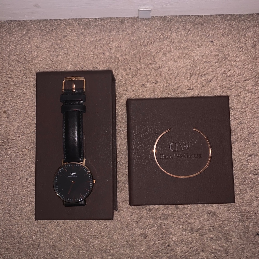 Daniel Wellington Watch and Bangle Bundle
